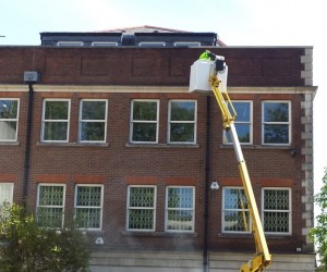 roof cleaning london